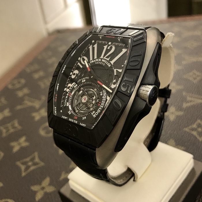 FRANCK MULLER 法兰克穆勒 CONQUISTADOR GPG系列，9900 T GPG TITANIUM。48x62.7毫米表径，灰钛与黑钛表壳，黑色面盘，陀飞轮装置，手动上弦机械机芯，动力储备60小时。专柜定价：888000元。 全套附件齐全。