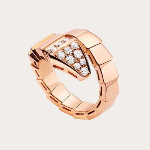 Bvlgari 宝格丽 Serpent系列，AN855318 蛇形戒。Serpenti戒指，18K玫瑰金材质，饰以密镶钻石。尺寸：M码。专柜定价：48800元。